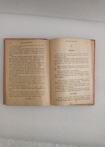  Beden Renk Yeni Ev Doktoru - 1967 Basımlı Kitap