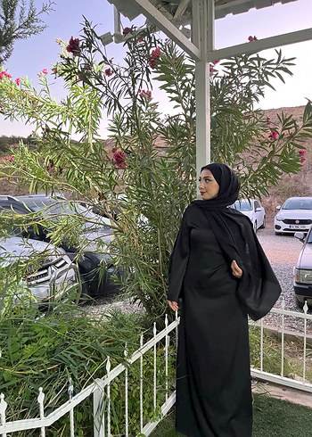 Siyah Uzun Drapeli Gotik Kadın Elbise - Görsel 2