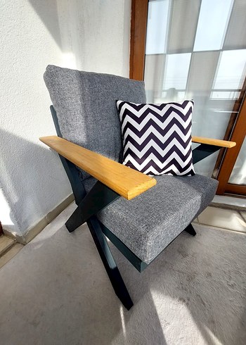 LAVİNİA Az kullanılmış balkon oturma grubu modern ve temiz - Görsel 2