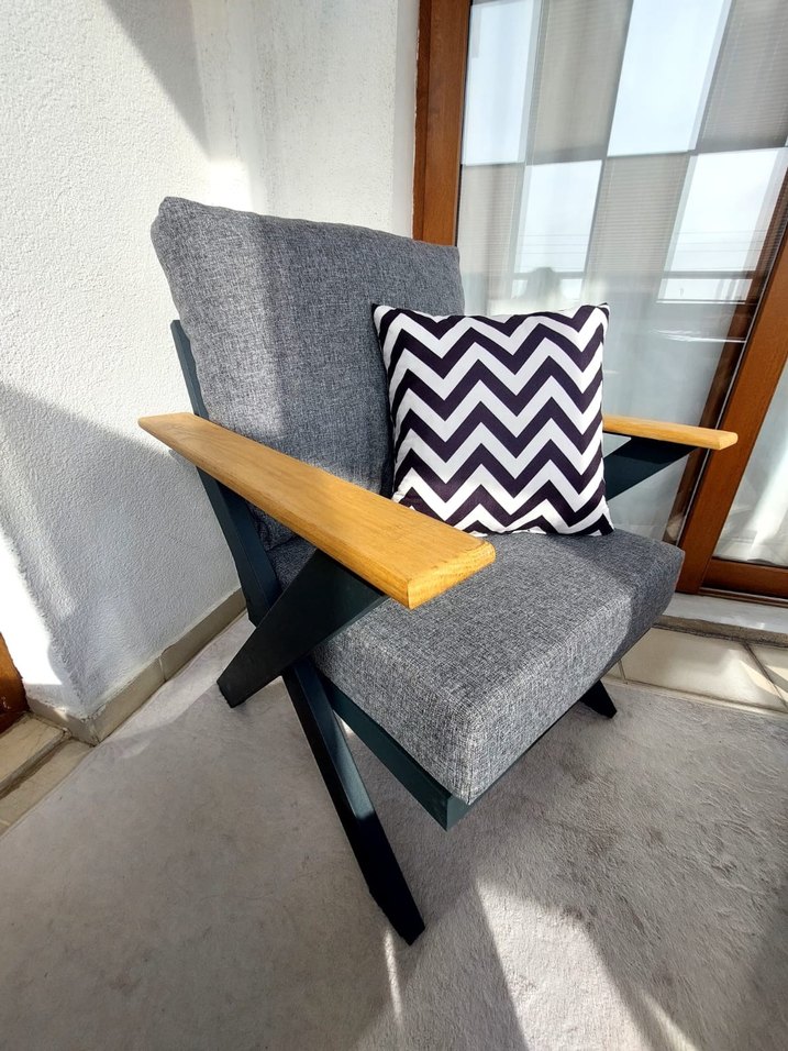 LAVİNİA Az kullanılmış balkon oturma grubu  modern ve temiz - Görsel 2