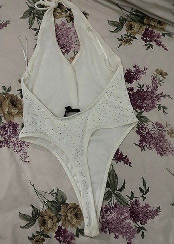 Bershka taşlı body - Görsel 3
