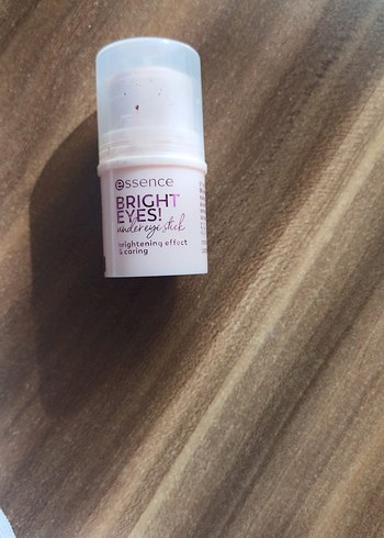 Essence Bej Aydınlatıcı Stick - Görsel 2