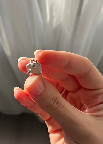 Pandora Bavul Charm - Görsel 4