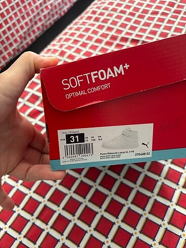 31 Beden beyaz Renk puma ayakkabı