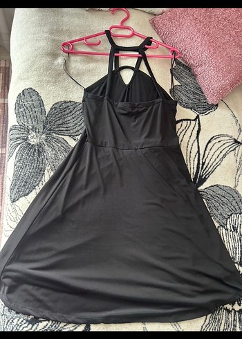m Beden Siyah V Yaka Strappy Mini Elbise