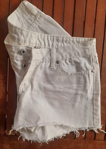 MANGO Kadın Beyaz Mini Denim Şort - Görsel 3