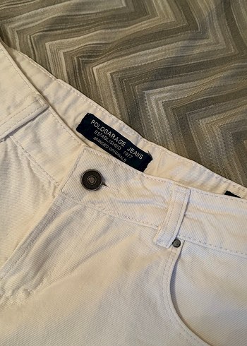 POLO GARAGE Kadın Beyaz Denim Mini Şort - Görsel 2