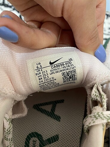 37,5 Beden çeşitli Renk Nike spor ayakkabı
