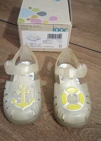 Kız Çocuk Beyaz Velcro Sandalet