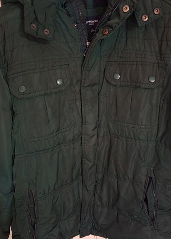 Düğmeli Yeşil Erkek Sokak Stili Mont - Görsel 2