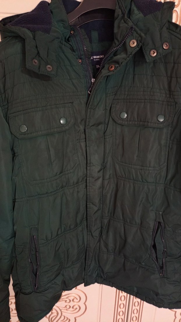 Düğmeli Yeşil Erkek Sokak Stili Mont - Görsel 2