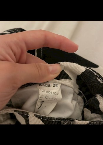 Kadın siyah beyaz inek Desenli Salaş Pantolon - Görsel 4