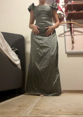 Sırt Detaylı Uzun Haki Drapeli Abiye Elbise - Görsel 3