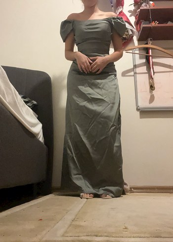 Sırt Detaylı Uzun Haki Drapeli Abiye Elbise - Görsel 4