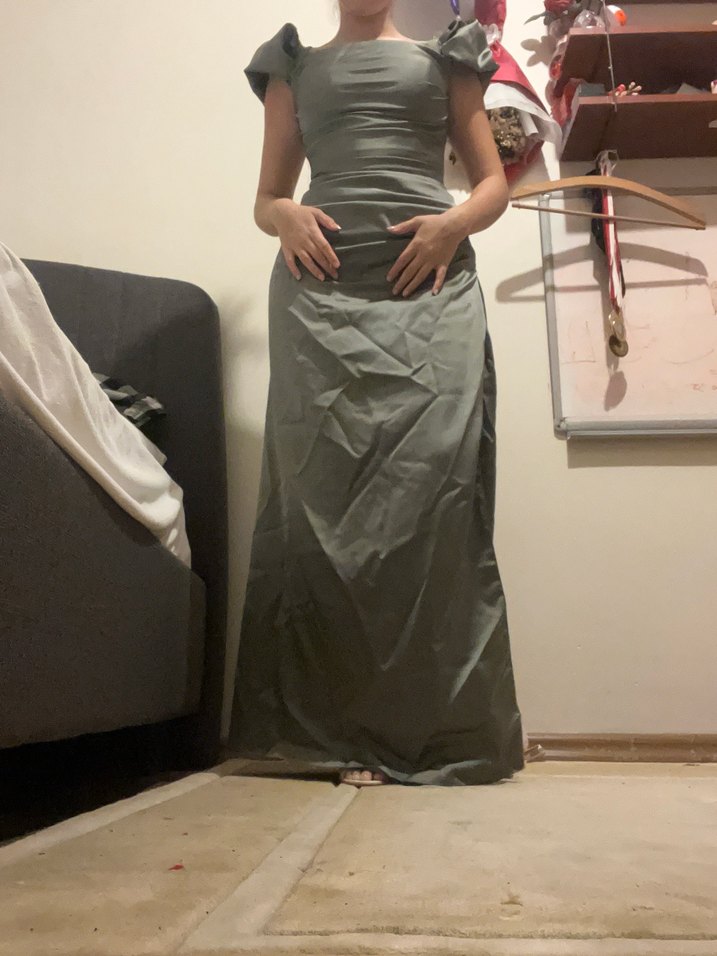 Sırt Detaylı Uzun Haki Drapeli Abiye Elbise - Görsel 3