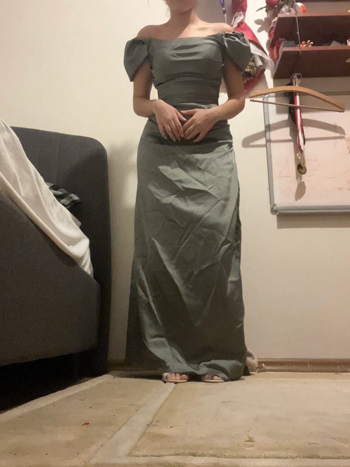 Sırt Detaylı Uzun Haki Drapeli Abiye Elbise - Görsel 4