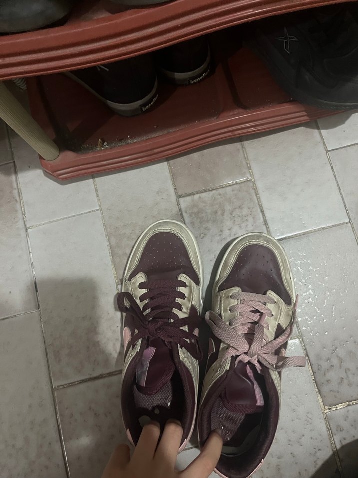 Pembe-bordo nike - Görsel 3