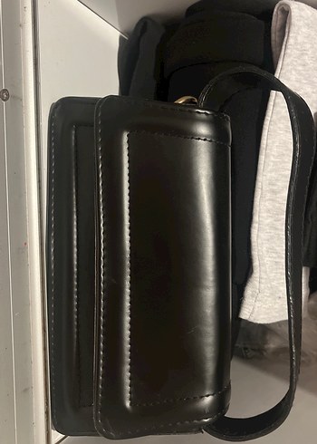 Siyah Deri Tokalı Kadın Omuz Çantası - Görsel 4