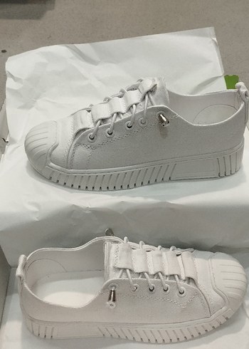 Nike Beyaz Kadın Bağcıklı Sneaker