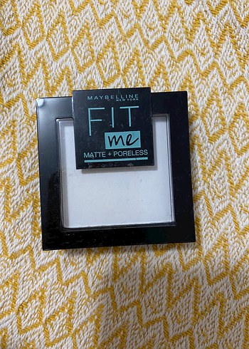 Maybelline Fit Me Mat Pudra Açık Ton