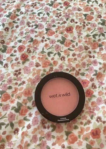 Wet n Wild Pastel Pembe ışıltılı Allık