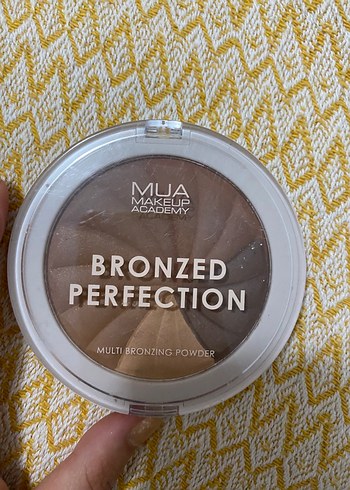MUA Bronzlaştırıcı Çoklu Pudra