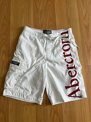 Abercrombie deniz şortu