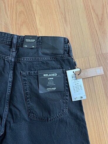 32 Beden Jack&Jones pantolon