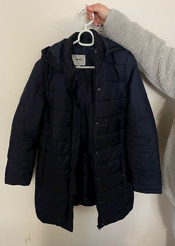 Kadın Kapüşonlu Kısa Kışlık Mont - Görsel 2