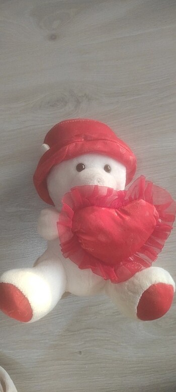 Peluş oyuncak bebek