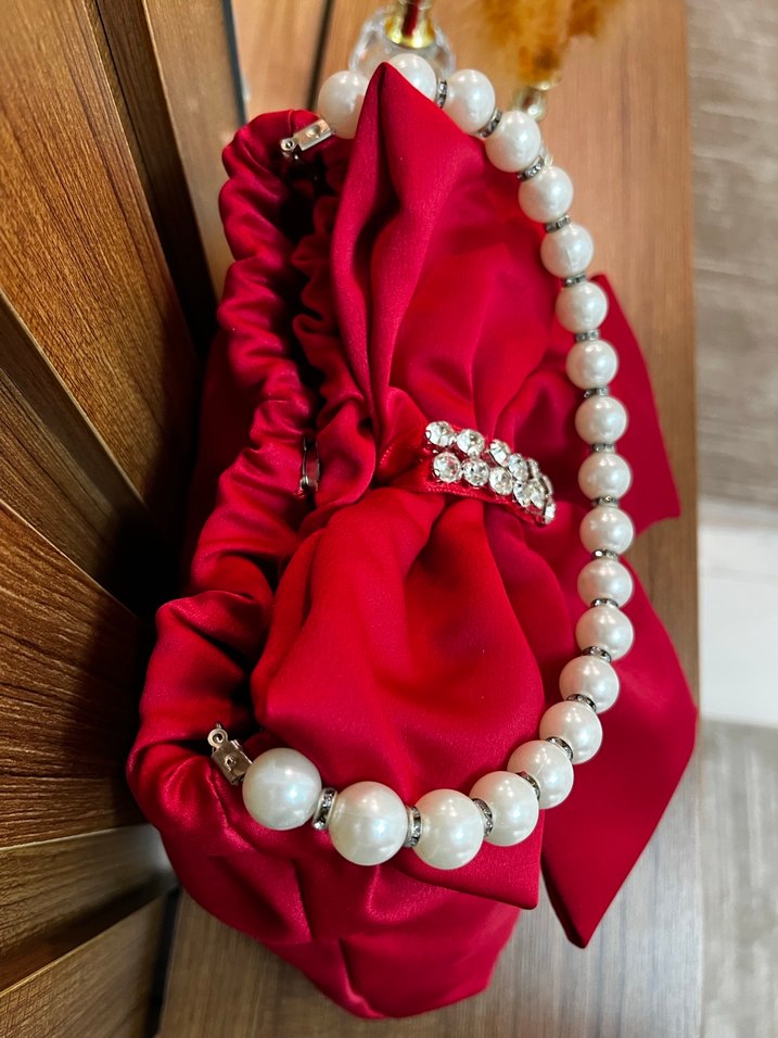 Fiyonklu Kırmızı Kadın Portföy Çanta Taşlı İncili - Görsel 3