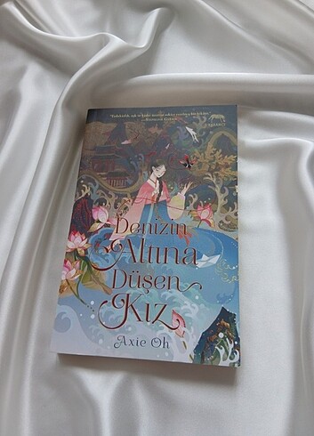 Denizin Altına Düşen Kız- Axie Oh