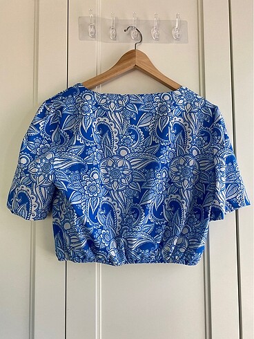 NG Style mavi crop