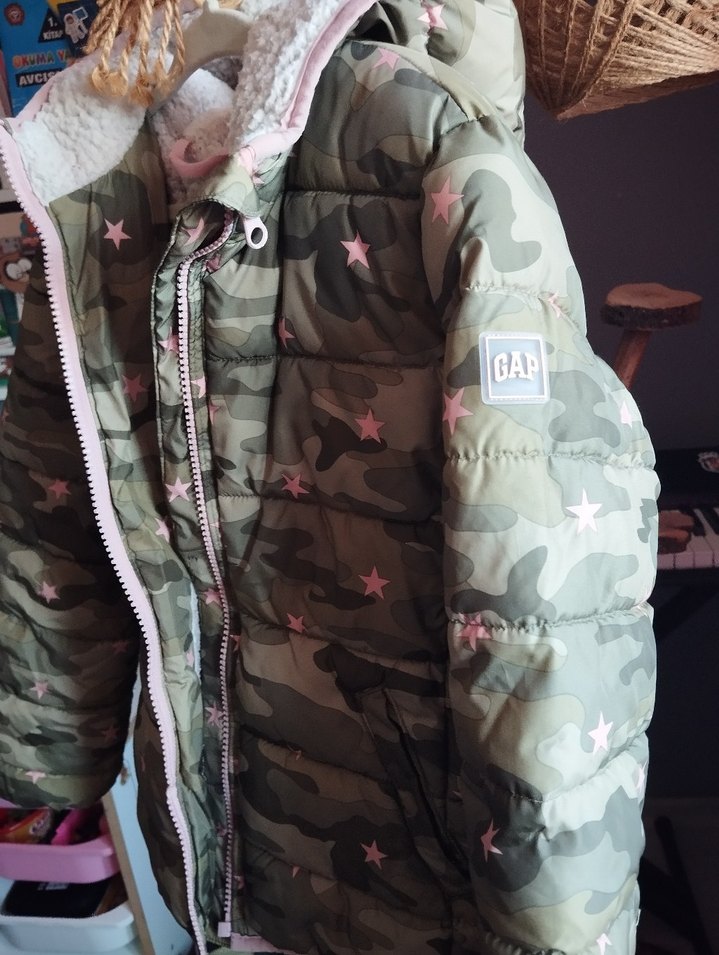 Kız Çocuk Kamuflaj Desenli Sıcak Mont - Görsel 3