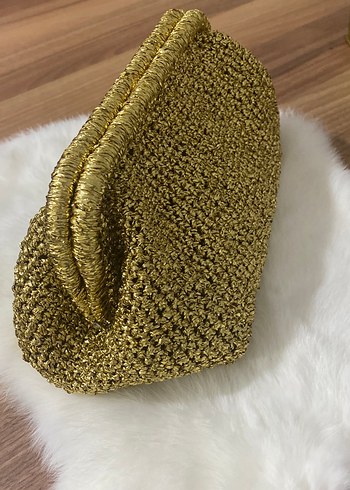 Kürk Detaylı Altın Renk Örgü Kadın Clutch Çanta - Görsel 2