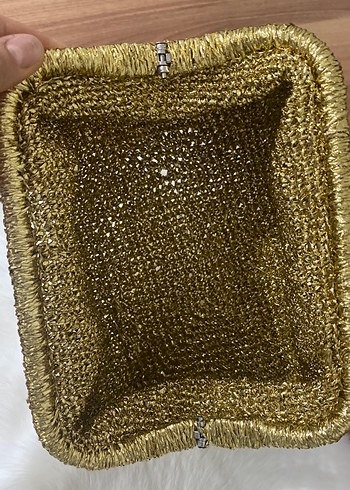 Kürk Detaylı Altın Renk Örgü Kadın Clutch Çanta - Görsel 6