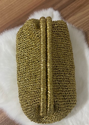Kürk Detaylı Altın Renk Örgü Kadın Clutch Çanta - Görsel 7