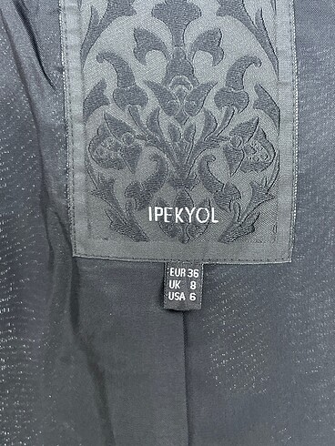 36 Beden siyah Renk ipekyol Blazer %70 İndirimli.