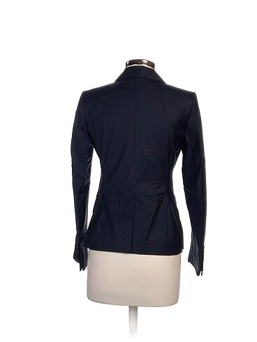 36 Beden ipekyol Blazer %70 İndirimli.