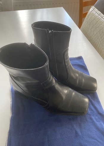 36 Beden Siyah Deri Stiletto Topuklu Kadın Bot