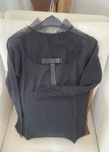 40 Beden Siyah Dantel Detaylı Gotik Kadın Bluz