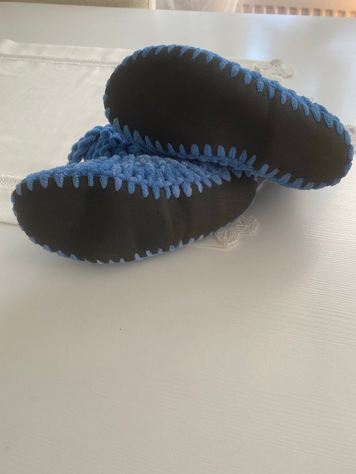 Mavi Örgü Erkek Bebek Patik - Görsel 4