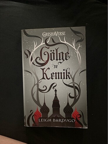 Gölge ve Kemik - Leigh Bardugo