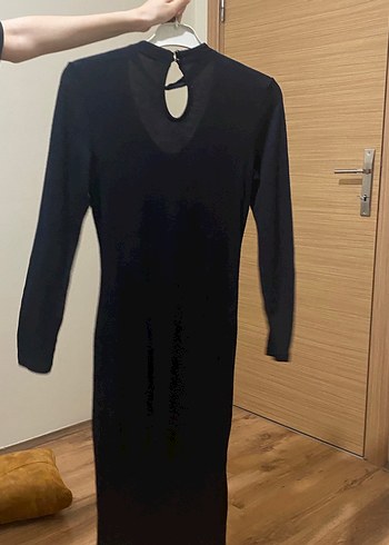 l Beden siyah Renk Uzun Kollu Siyah V Yaka Uzun Elbise