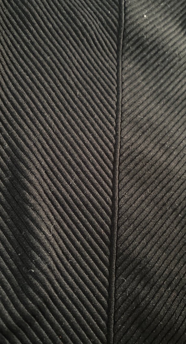 Siyah Yüksek Yakalı Kolsuz Kadın bluz - Görsel 2