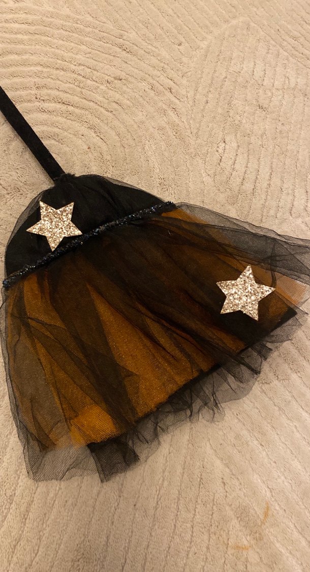 Kahverengi Tül Detaylı Cadı Süpürgesi - Görsel 2