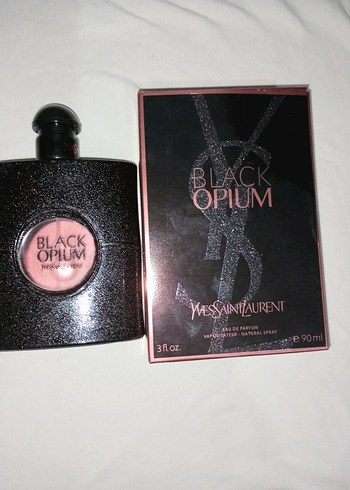 Yves Saint Laurent Yves Saint Laurent Black Opium Kadın Parfümü 90ml