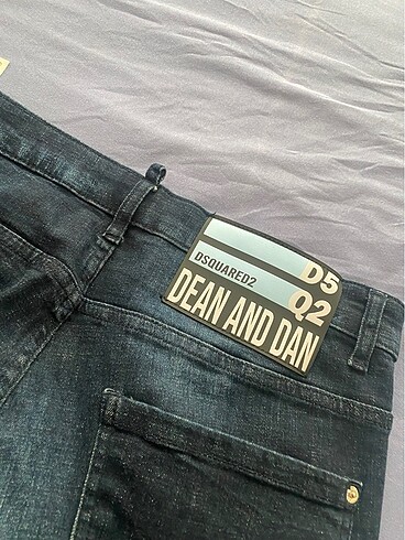 44 Beden lacivert Renk DSQUARED2 LACİ PANTALON