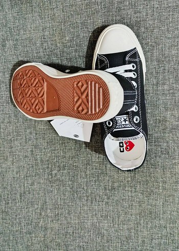 Converse Kadın Siyah Beyaz Günlük Spor Ayakkabı