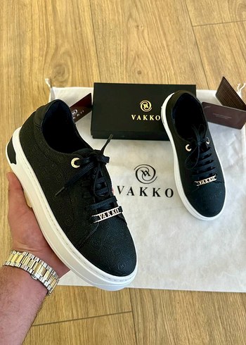 Vakko Kahverengi Desenli Kadın Spor Ayakkabı - Görsel 2